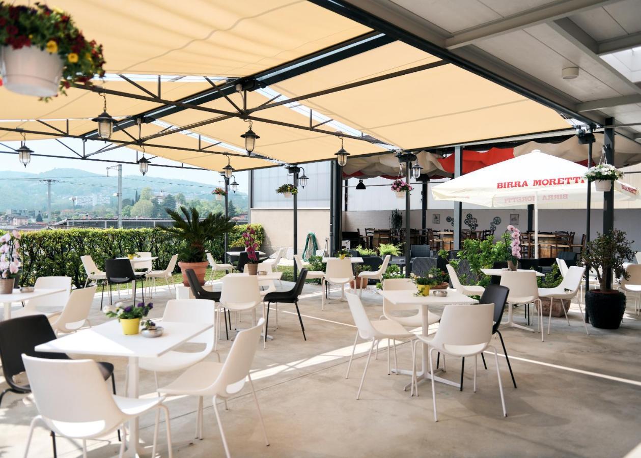 Albergo Ristorante Stazione Balerna Экстерьер фото